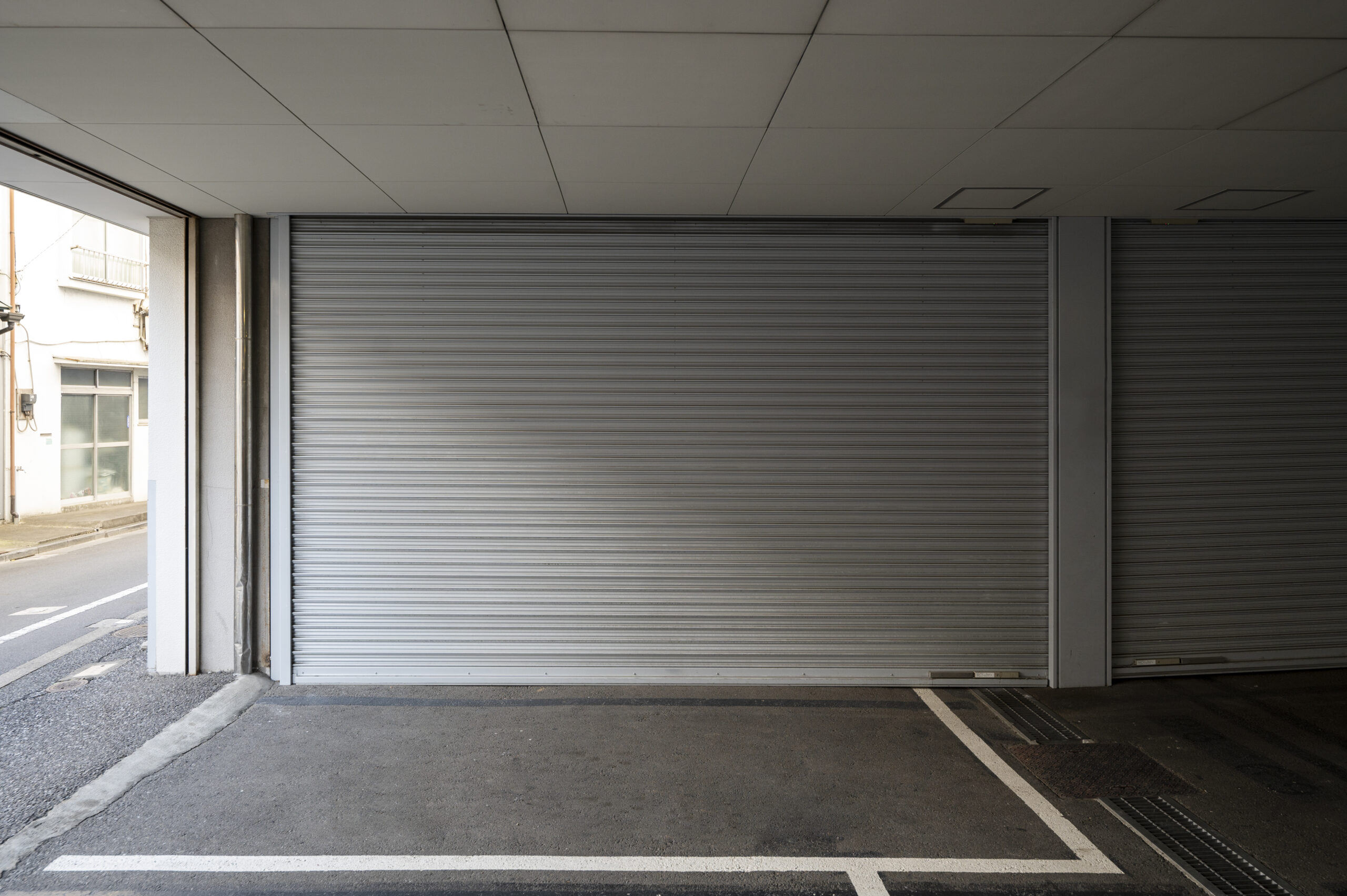 abstract-minimal-background-with-floor Garage Door Repair in Foothill